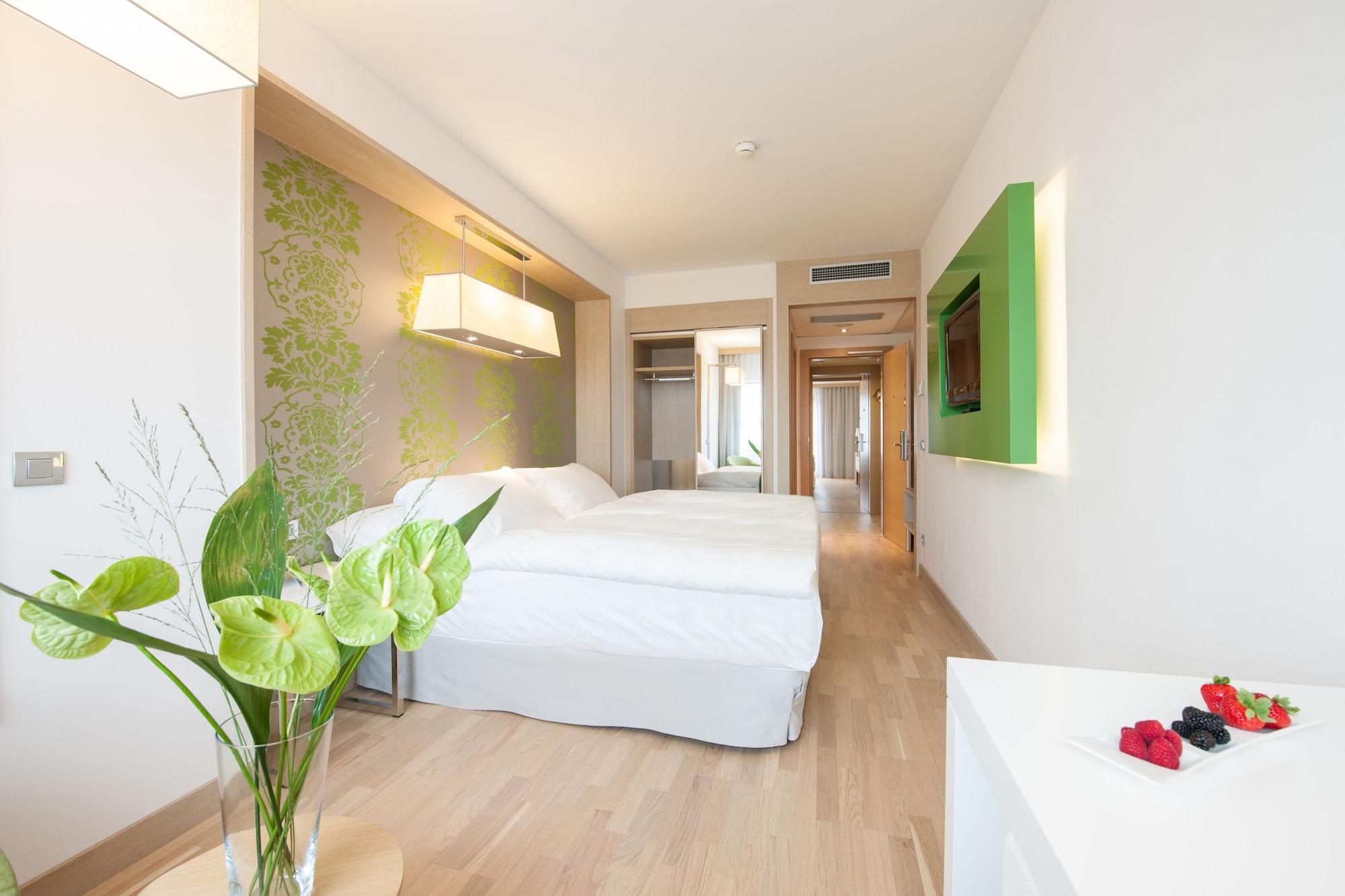 Occidental Five Hotel Prague